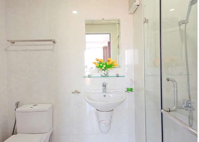 3 Phong Ngu Newlife Apartment Ha Long